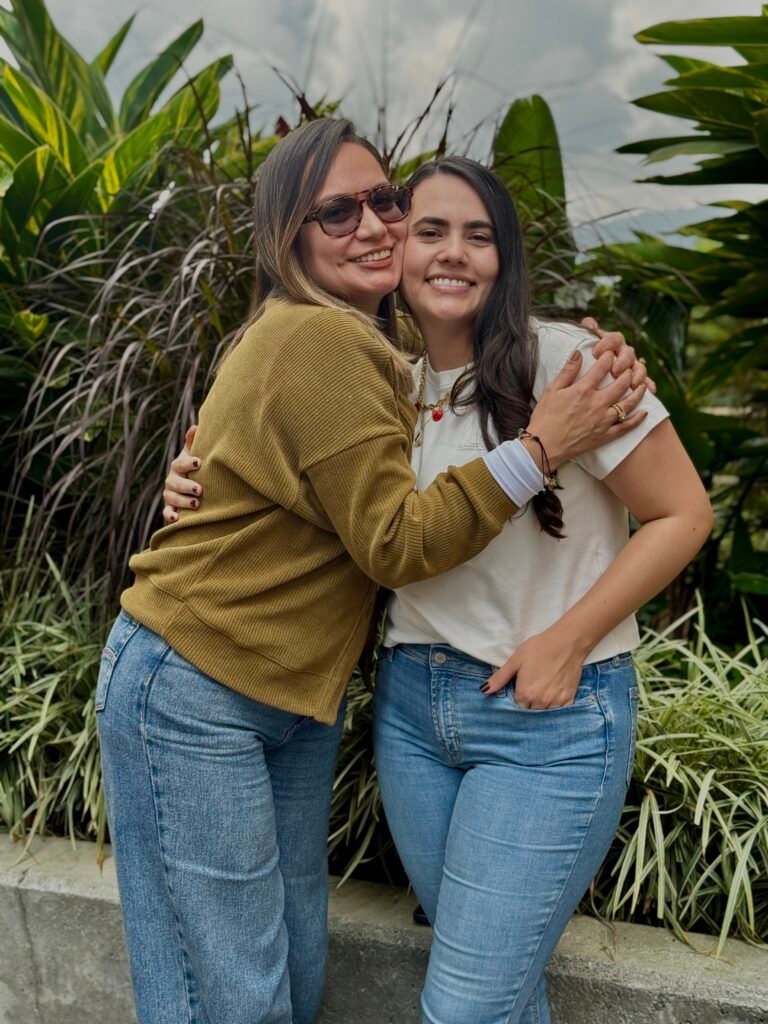 Somos dos hermanas La terapeuta y La publicista